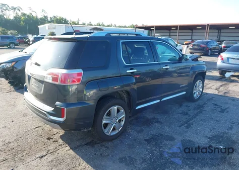 2017 GMC Terrain Denali z USA, uszkodzony, nr VIN 2GKALREK3H6328935